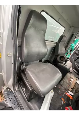 Hino 268 Seat, Front