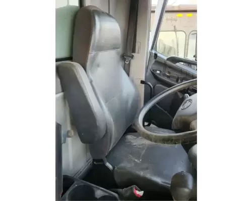 Hino 268 Seat, Front