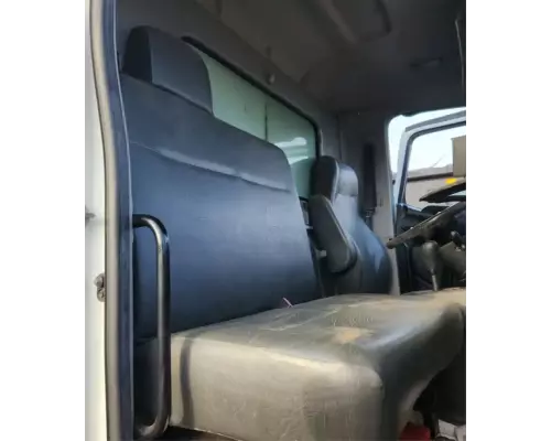 Hino 268 Seat, Front