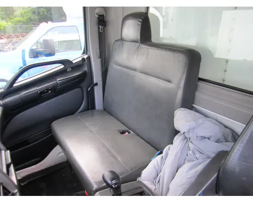 Seat, Front HINO 268 LKQ Heavy Truck Maryland