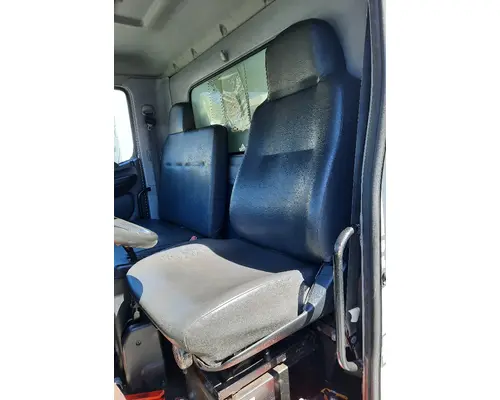 Seat, Front HINO 268 LKQ Heavy Truck Maryland