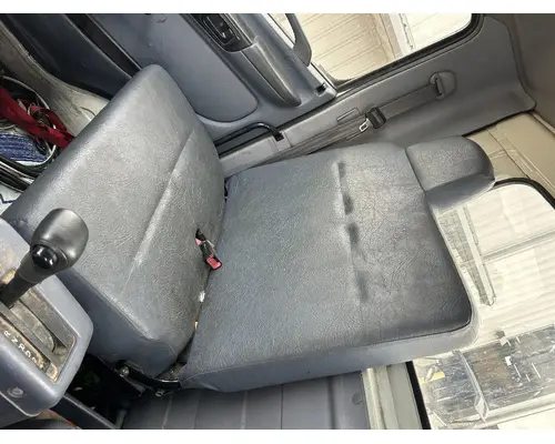 Seat, Front HINO 268 DTI Trucks