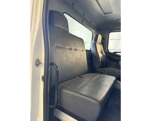 Seat, Front HINO 268 DTI Trucks