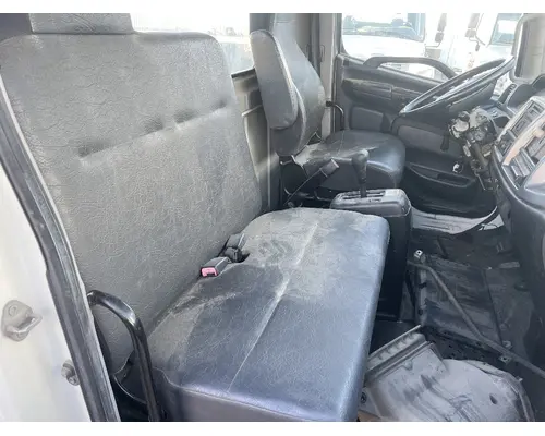 Seat, Front HINO 268 DTI Trucks