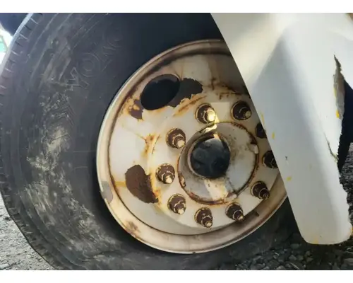 Spindle / Knuckle, Front Hino 268 Complete Recycling Group LLC