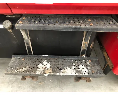 Hino 268 Step (Fuel Tank, Fairing