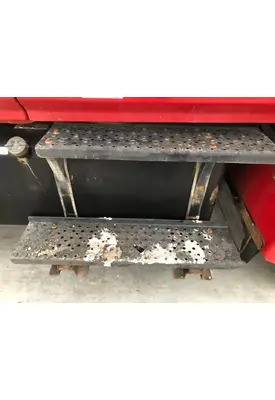 Hino 268 Step (Fuel Tank, Fairing