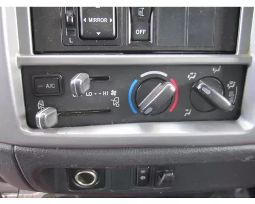 Temperature Control HINO 268 LKQ Heavy Truck Maryland