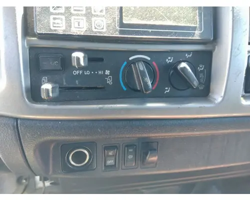 Temperature Control HINO 268 LKQ Heavy Truck Maryland