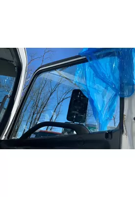 Hino 268 Windshield Glass