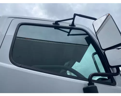 Hino 268 Windshield Glass