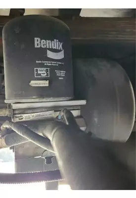 Hino 338 Air Drier