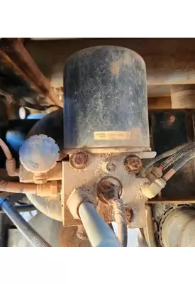 Hino 338 Air Drier