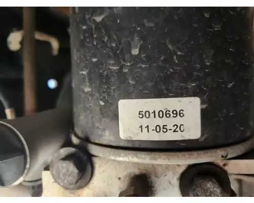 Hino 338 Air Drier