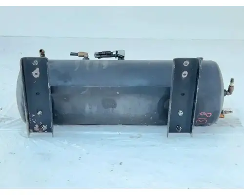 Hino 338 Air Tank