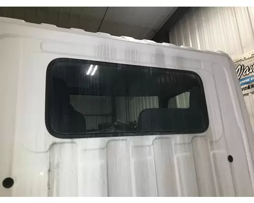 Hino 338 Back Glass