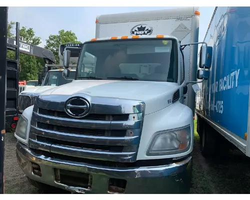 Complete Vehicle HINO 338 2679707 Ontario Inc