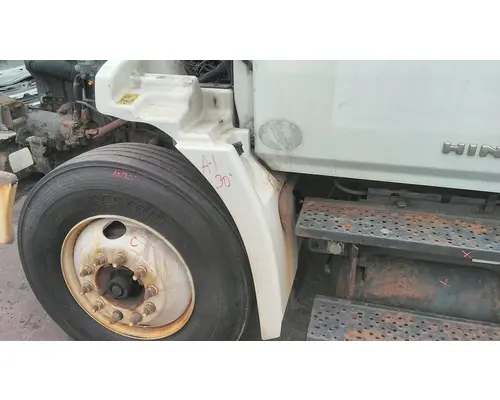 Fender Extension HINO 338 LKQ Heavy Truck - Goodys