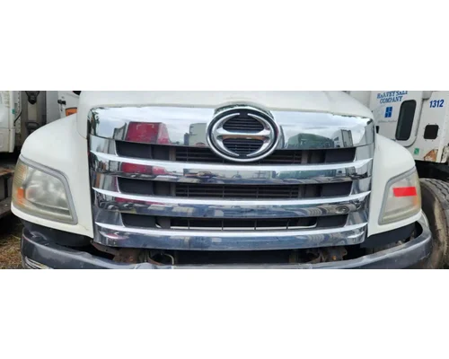 Hino 338 Grille