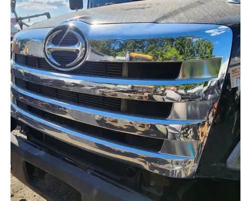 Hino 338 Grille