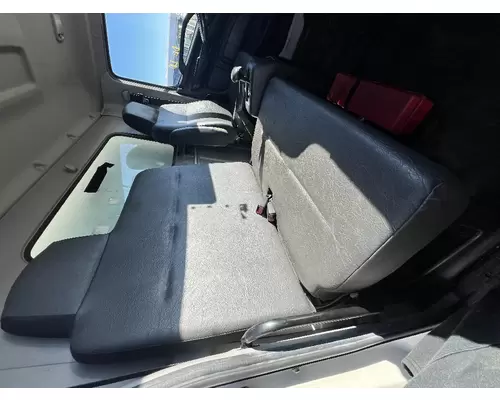 Seat, Front HINO 338 DTI Trucks