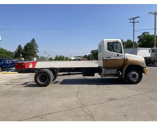 Hino 338 Truck