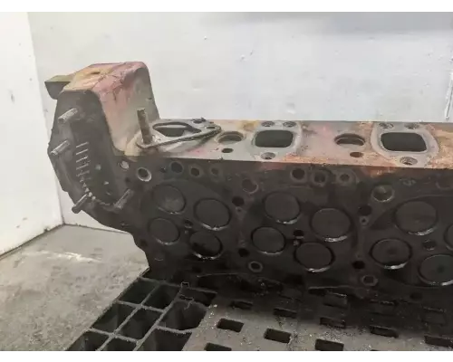 Hino J08 Cylinder Head