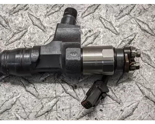 Hino J08 Fuel Injector