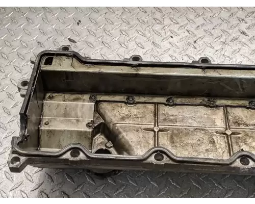 Hino J08 Valve Cover