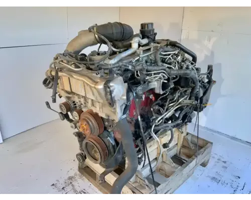 Hino JO8E-VC Engine Assembly