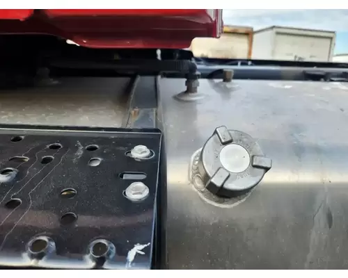 Hino L6 Fuel Tank