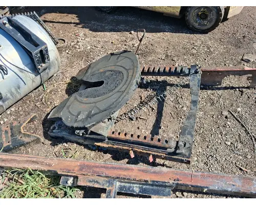 Fifth Wheel HOLLAND AIR SLIDE Crj Heavy Trucks And Parts