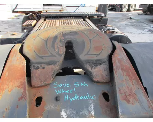Fifth Wheel HOLLAND HYDRAULIC LIFTING LKQ Heavy Truck - Tampa