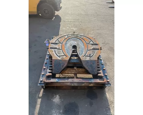 Fifth Wheel Holland VNL Camerota Truck Parts