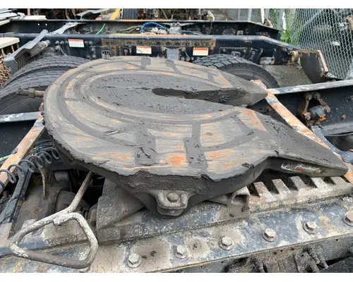 Fifth Wheel HOLLAND VNL Payless Truck Parts