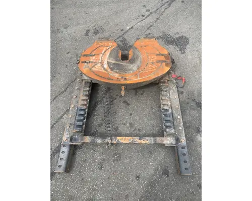 Fifth Wheel HOLLAND VNR Payless Truck Parts