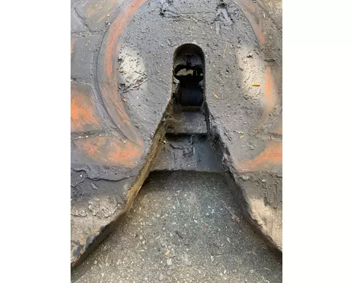 Fifth Wheel HOLLAND W900 Payless Truck Parts