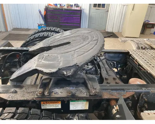 Holland XA-351-A-L-P Fifth Wheel