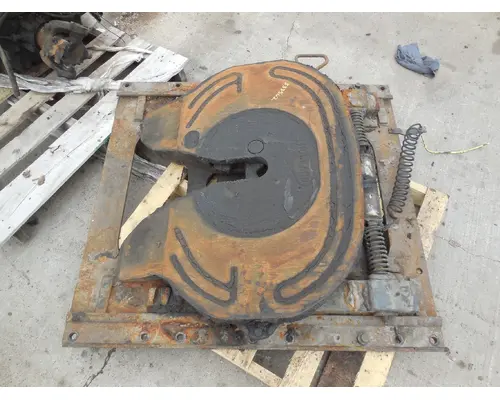 Fifth Wheel HOLLAND XA201 Michigan Truck Parts