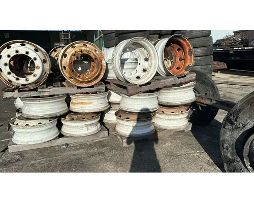 Tire And Rim HUB PILOT 22.5 European Usa Trade &amp; Exports Inc