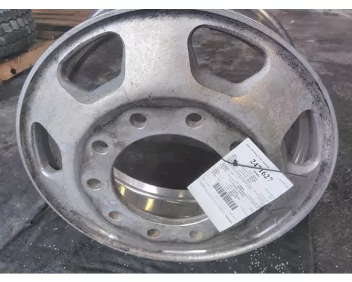Wheel HUB PILOTED - ALUMINUM 22.5 X 8.25 LKQ KC Truck Parts - Inland Empire