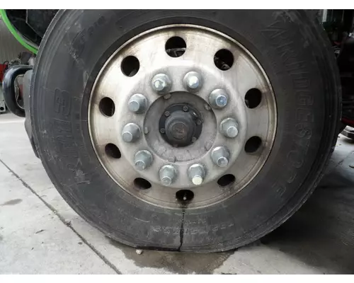 Wheel HUB PILOTED - ALUMINUM 22.5 X 8.25 LKQ Thompson Motors - Wykoff