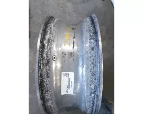 Wheel HUB PILOTED - ALUMINUM 22.5 X 8.25 LKQ Thompson Motors - Wykoff