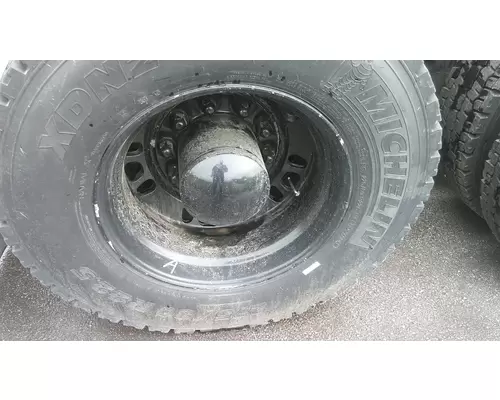 Wheel HUB PILOTED - ALUMINUM 24.5 X 8.25 LKQ Heavy Truck - Goodys
