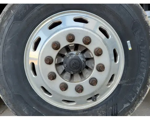 Wheel HUB PILOTED - ALUMINUM 22.5 X 8.25 LKQ Thompson Motors - Wykoff