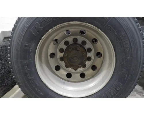 Wheel HUB PILOTED - ALUMINUM 22.5 X 8.25 LKQ Thompson Motors - Wykoff