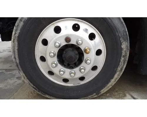 Wheel HUB PILOTED - ALUMINUM 22.5 X 8.25 LKQ Thompson Motors - Wykoff