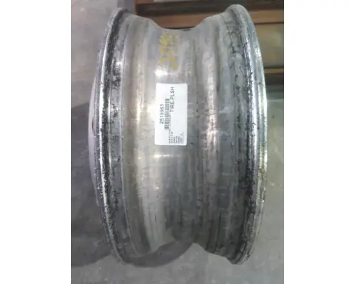 Wheel HUB PILOTED - ALUMINUM 22.5 X 8.25 LKQ Thompson Motors - Wykoff