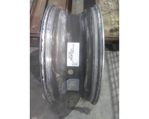 Wheel HUB PILOTED - ALUMINUM 22.5 X 8.25 LKQ Thompson Motors - Wykoff