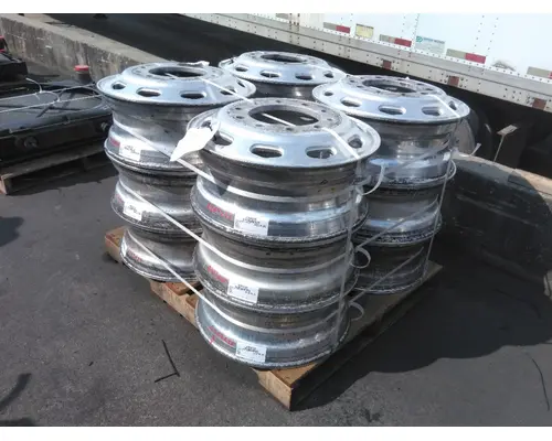 Wheel HUB PILOTED - ALUMINUM 22.5 X 8.25 LKQ Heavy Truck Maryland